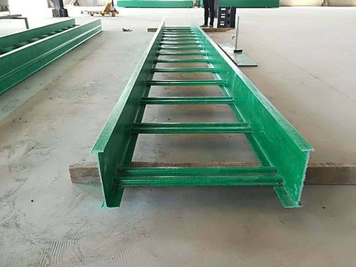 玻璃鋼復合材料電纜橋架性價比好托盤式電纜橋架定做找六強